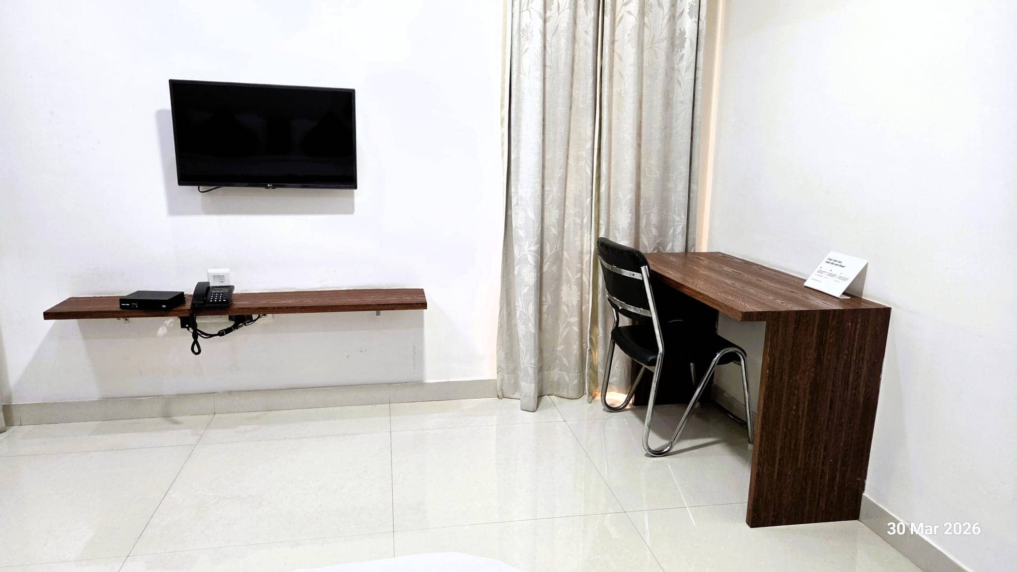 3 BHK — photo 9