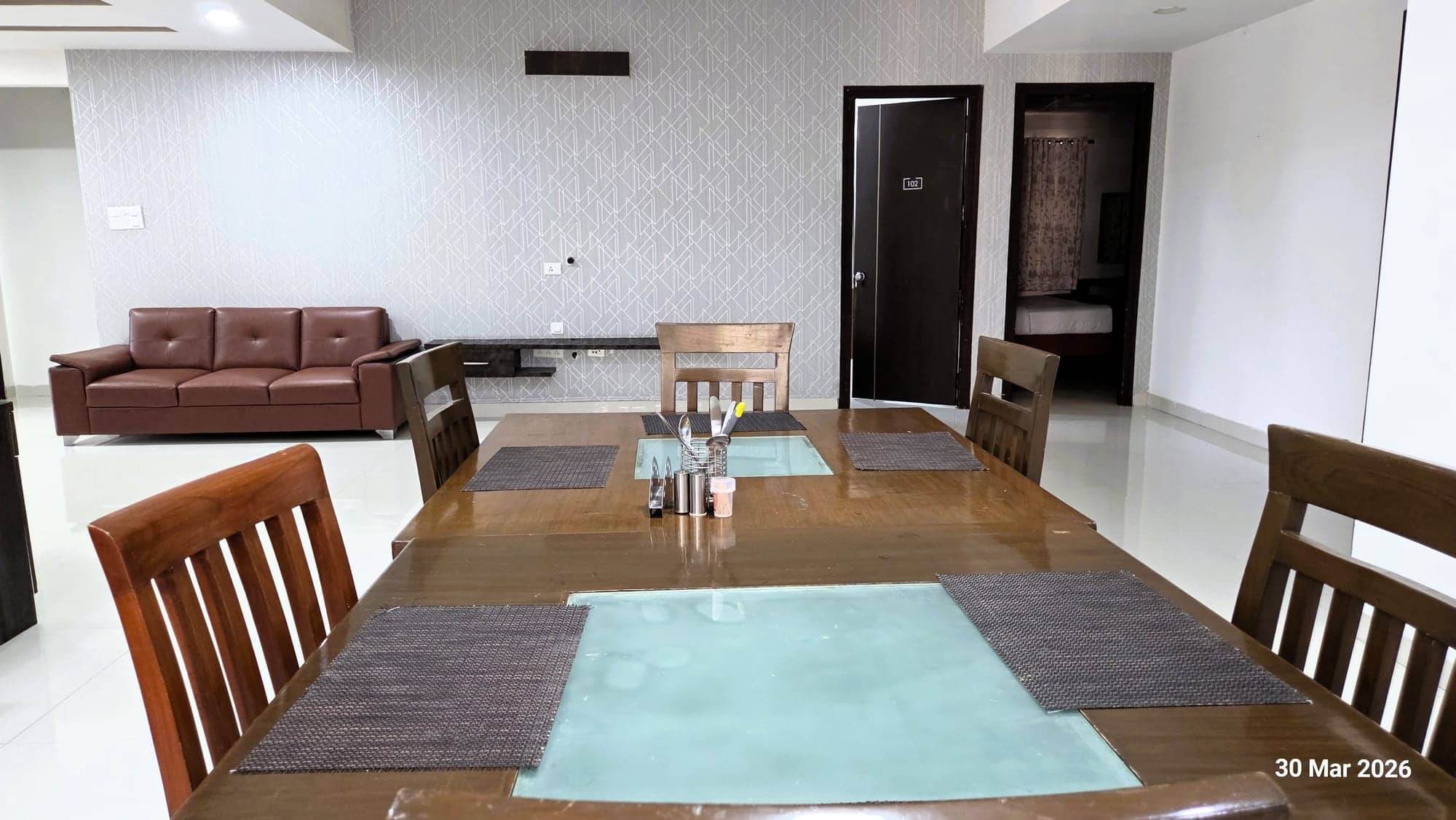 3 BHK — photo 13