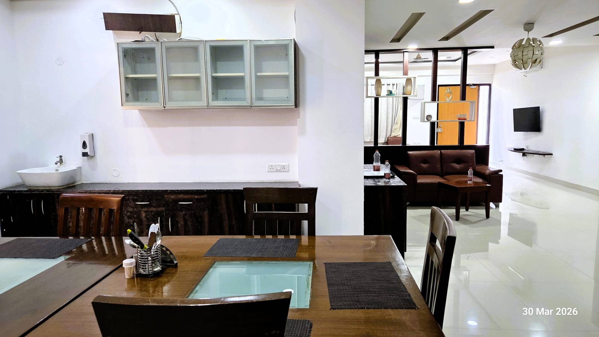 3 BHK — photo 15
