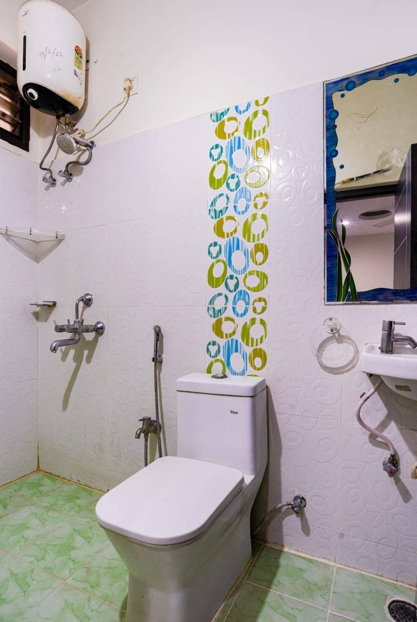 Spacious 3 BHK — photo 10
