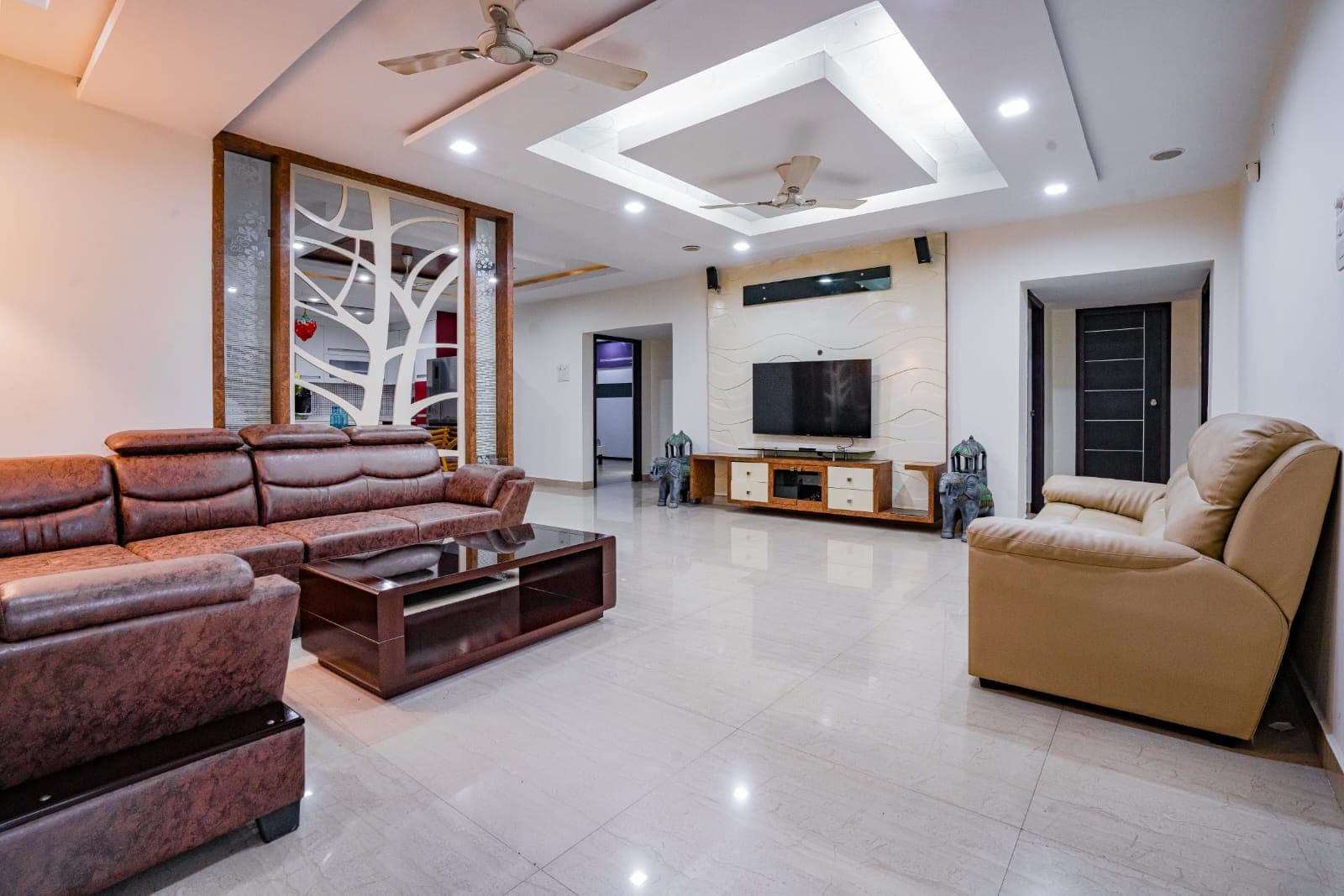 Service apartment in Gachibowli